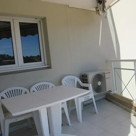 Calme Au Coeur De Cavalaire, Climatise Avec Terrasse, Parking Et Toutes Commodites - Fr-1-100-233 Lejlighed *